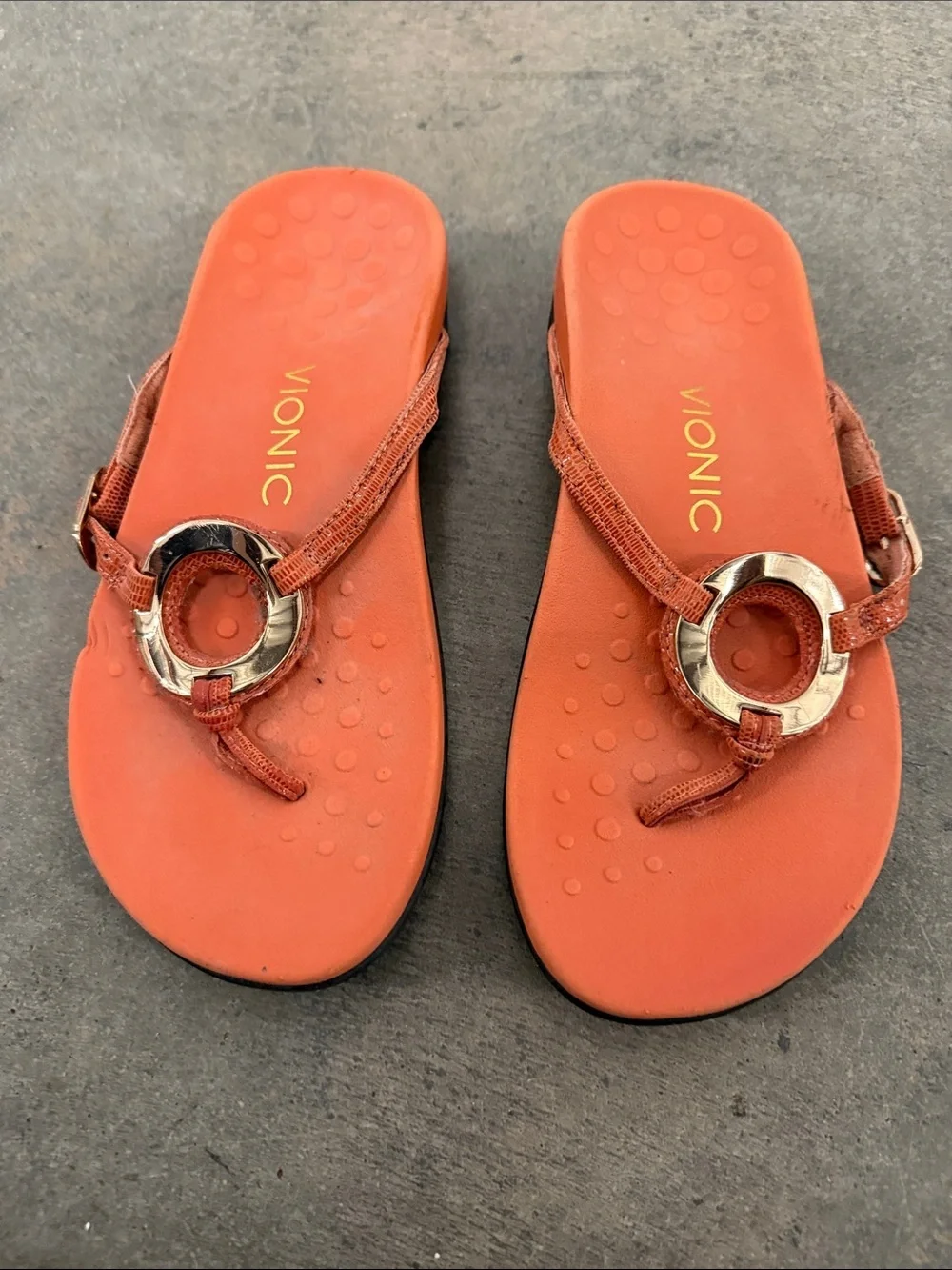 Vionic Orange Thong Sandals with Metallic Ring Detail